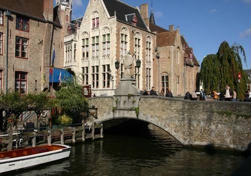 On of the many bridges in the medieval city center of Bruges, Belgium